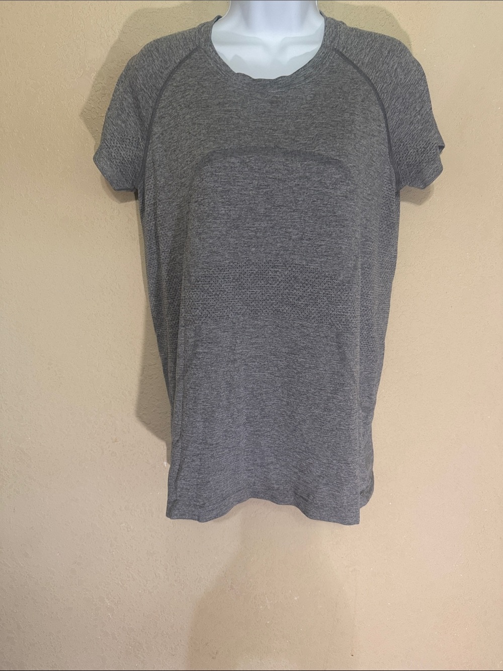 lululemon athletica swiftly Gray Short Sleeve Tech Tee